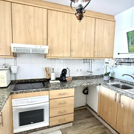 80m Sun Deck By Deihu Experiences * Адехе