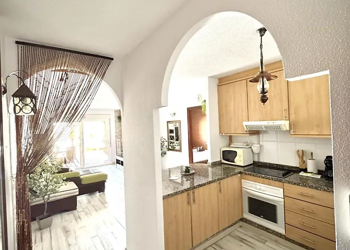 80m Sun Deck By Deihu Experiences * Адехе