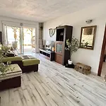 شقة 80m Sun Deck By Deihu Experiences أذيخي